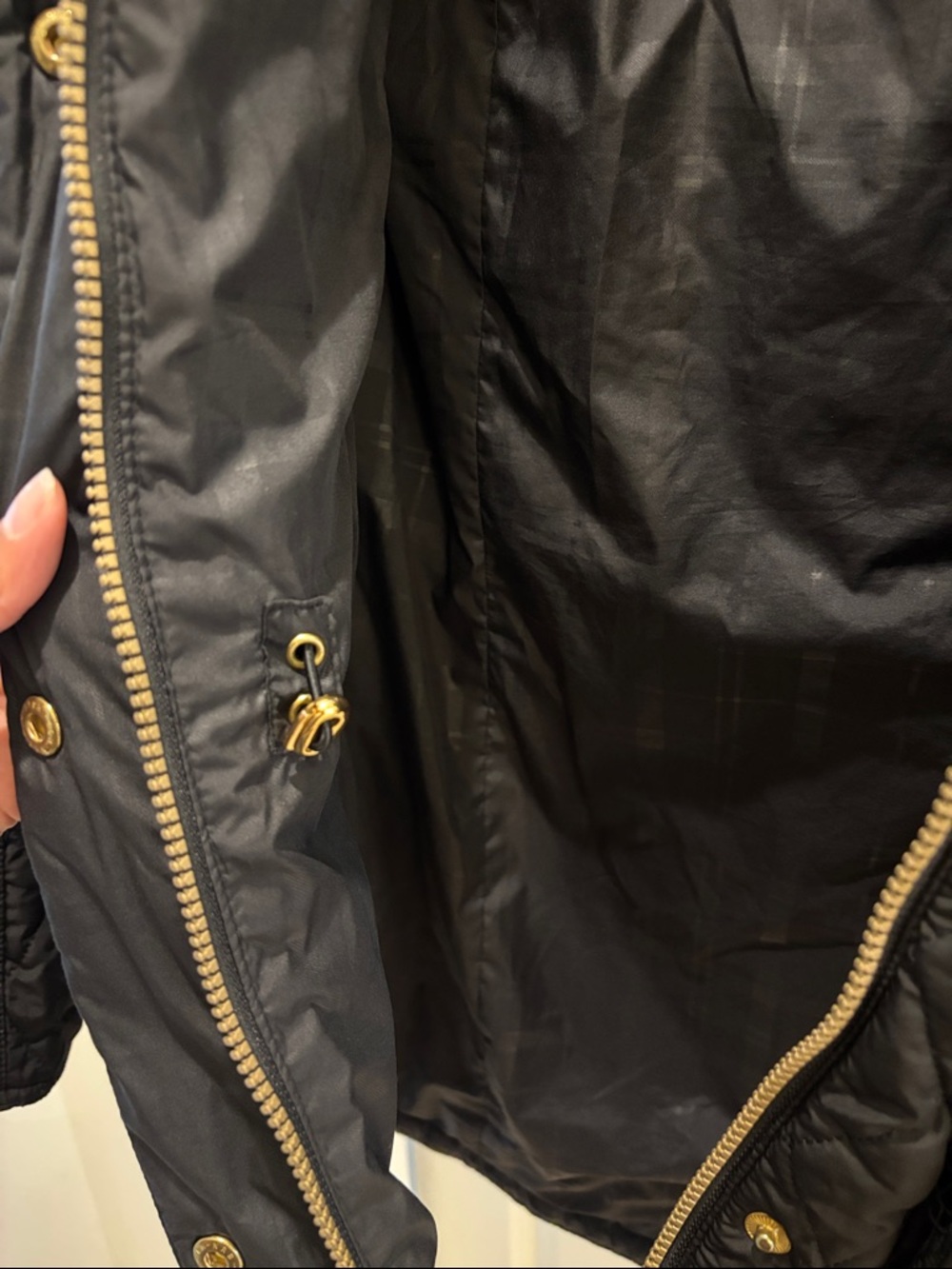 Barbour Black Quilted Hooded Puffer Jacket - Picture 8 of 9